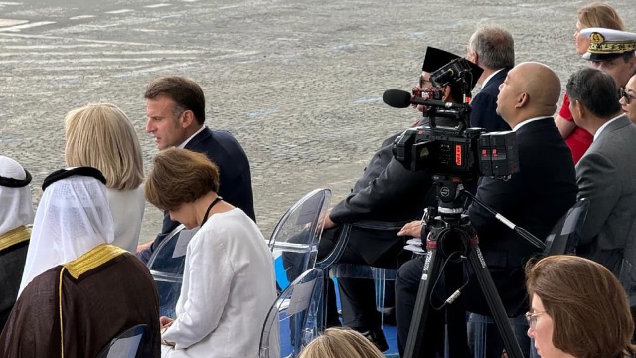 Bastille-Day-apple immersive 2