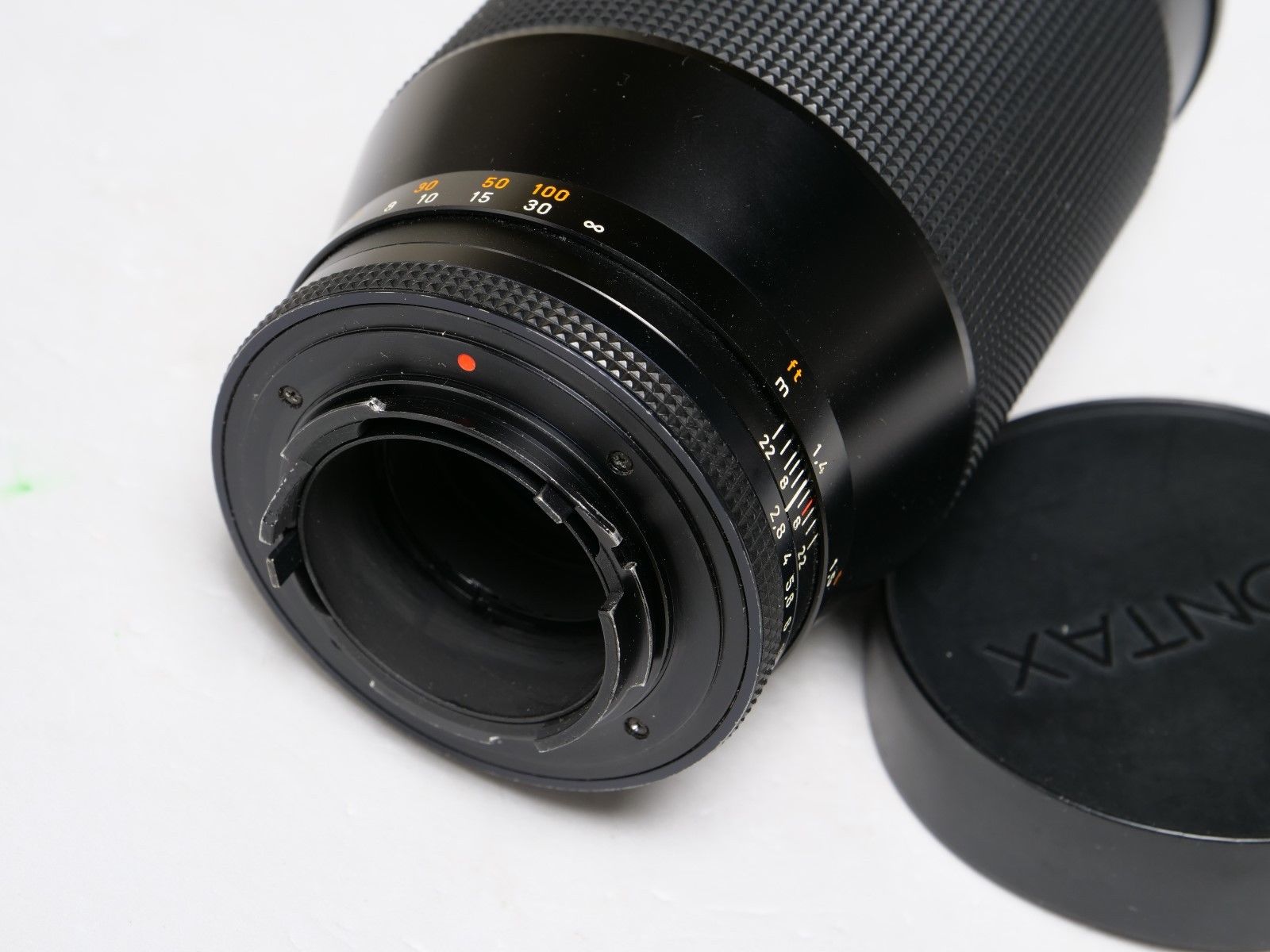 Zeiss 'Contax' Sonnar 180mm f/2.8, a fast, heavyweight quality prime ...