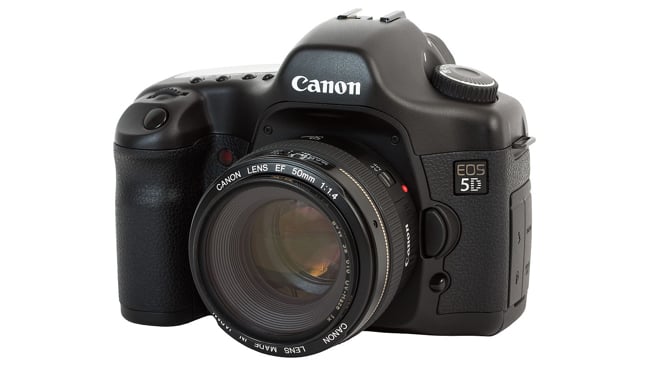 The original EOS 5D that started it all Charles Lanteigne - CC BY-SA 3.0