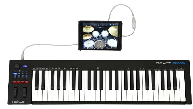 Nektar Impact GX49 connected to an iPad Nektar