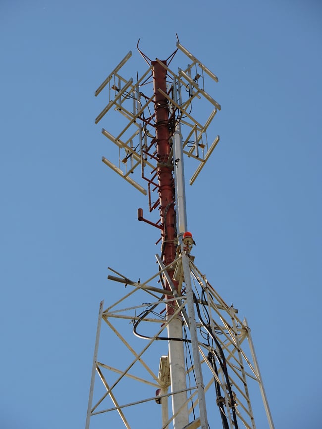 ANTENNA.JPG