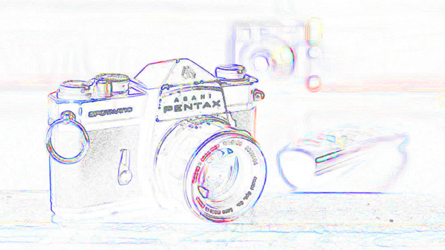 Fuji (blue) and Canon (red) images  with edge detection, overlaid. Red shows where the Canon does not precisely  align with the Fuji. The two images are highly congruent.png