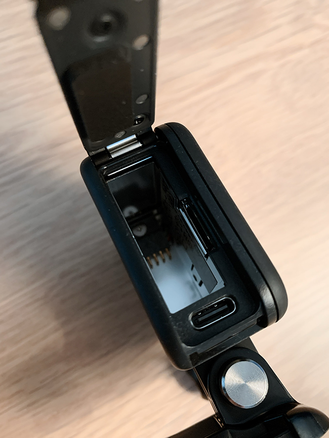 GoPro Hero 8 battery compartment.jpg