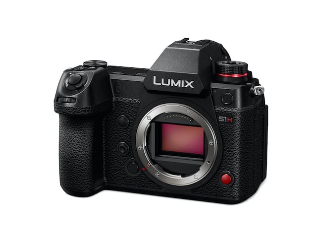 LUMIX S1H BODY_slant_K sensor.jpg