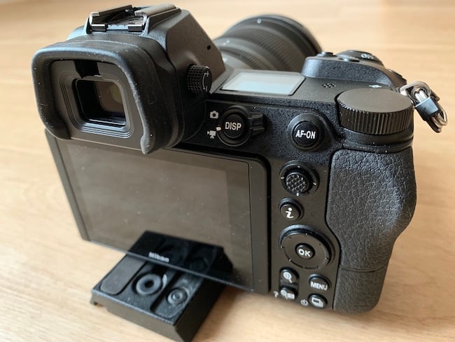 Nikon Z 6 back.jpg