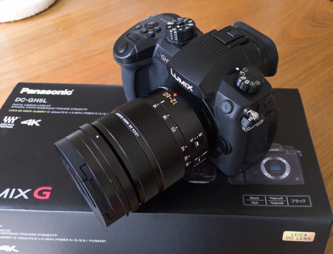 Panasonic_GH5_Unboxing-8.jpg