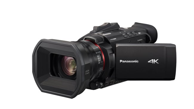 Panasonic X1500_slant_LCD.jpg