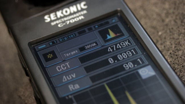 Sekonics_C700R_colour_meter_produces_numbers_that_can_be_used_to_calculate_correction_gels.JPG