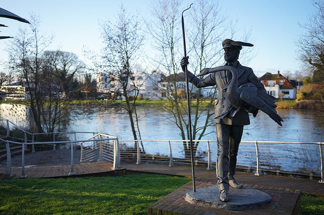 Statue and River BG.jpg