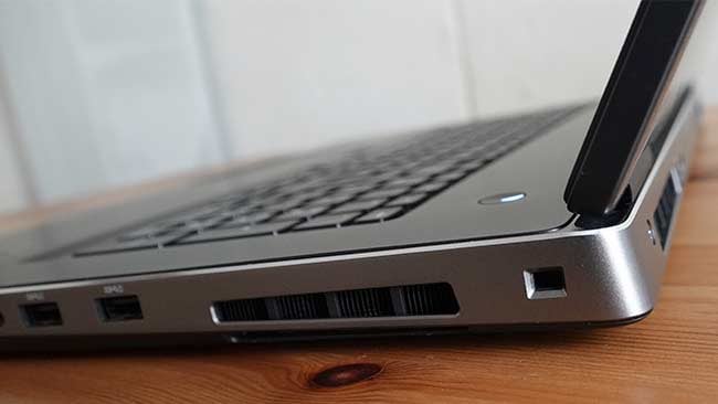 The Precision 7730 has a clean, compact design with sufficient cooling for powerful GPUs and CPUs.jpg