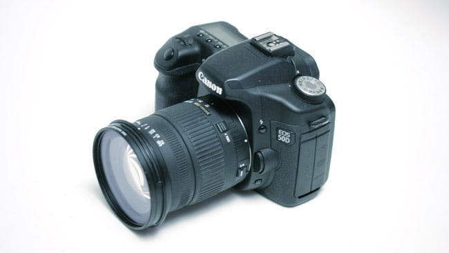  The mighty Canon EOS-50D, possibly  the cheapest route to raw video