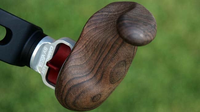 Vocas_wooden_grip.JPG