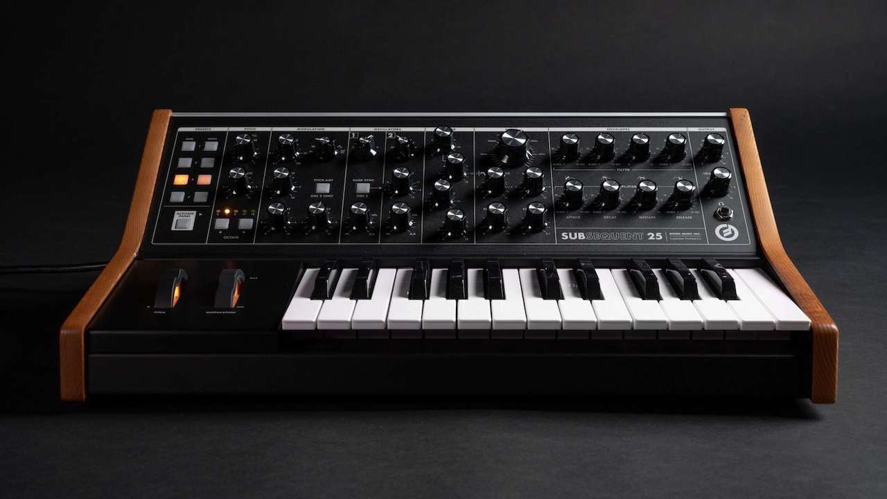 MOOG