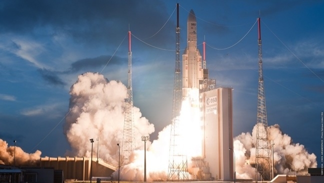 SES' 52nd satellite, Astra 2F, launching last September © ESA-CNES-ARIANESPACE / Photo Optique Vidéo CSG