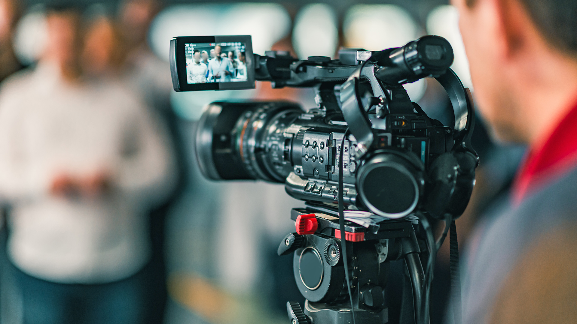 Selfshooting for documentaries is a vastly underappreciated skillset