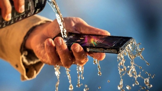 An Xperia Z gets the waterboard treatment Sony