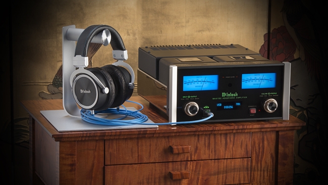 McIntosh MHA150 Headphone amplifier McIntosh