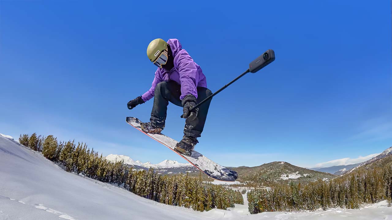 Insta360 X4-Snowboarding