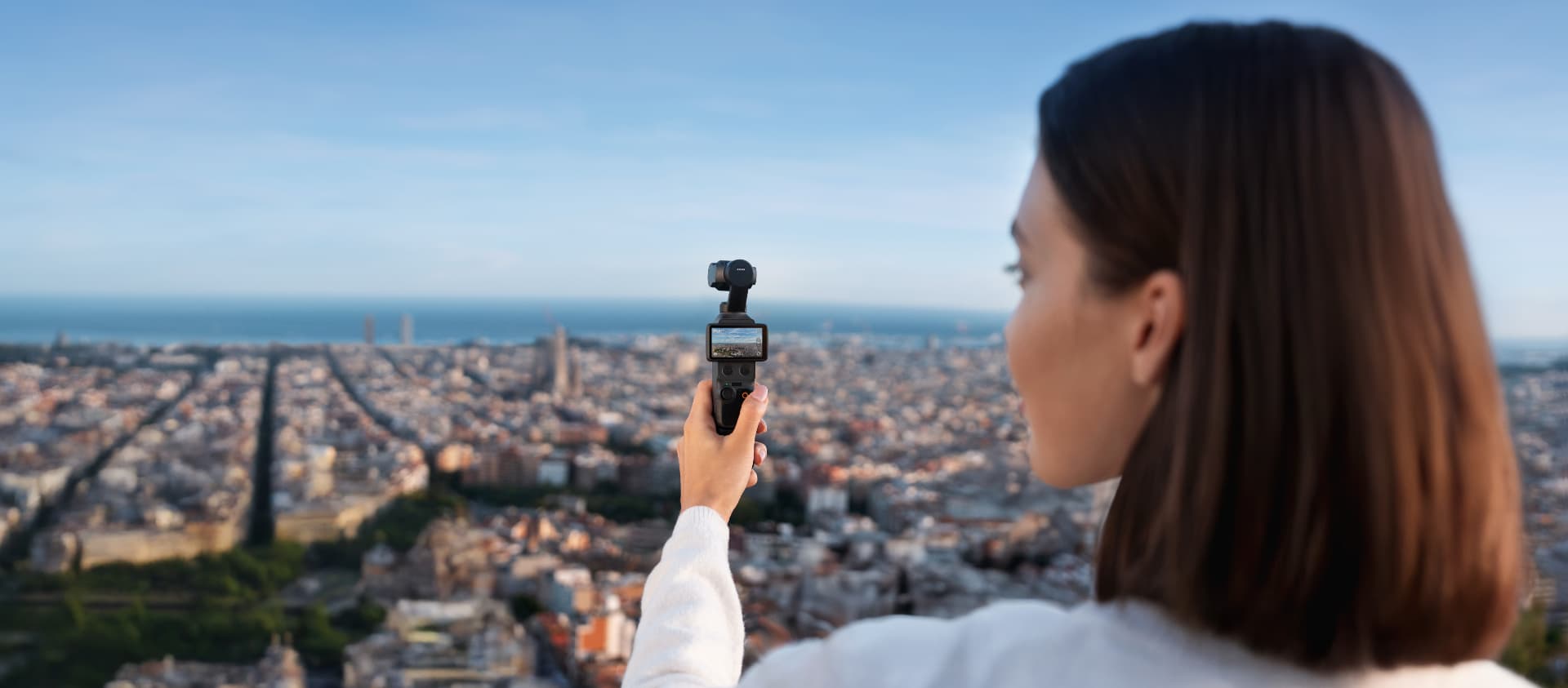 Osmo Pocket 4_Urban Vlog_Handheld_02