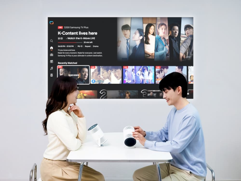 Samsung-TVs-and-Displays-Freestyle-Samsung-Unveils-The-Freestyle-Ahead-of-CES-2026_Main1