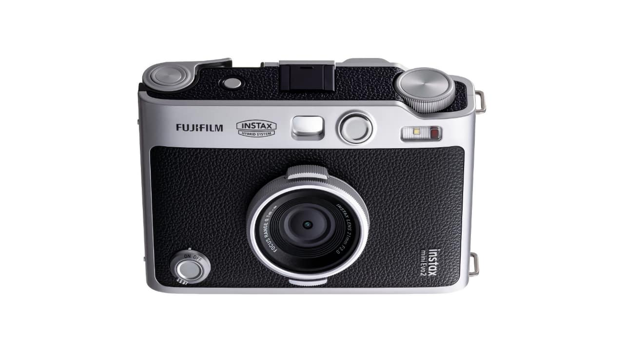 instax mini Evo 2 front