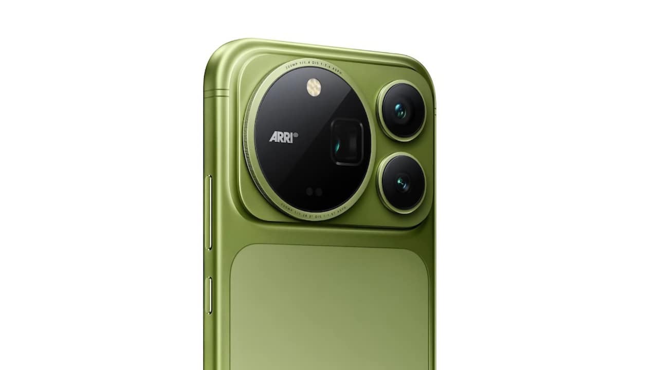 magic-9-pro-max-green-id-upper-half