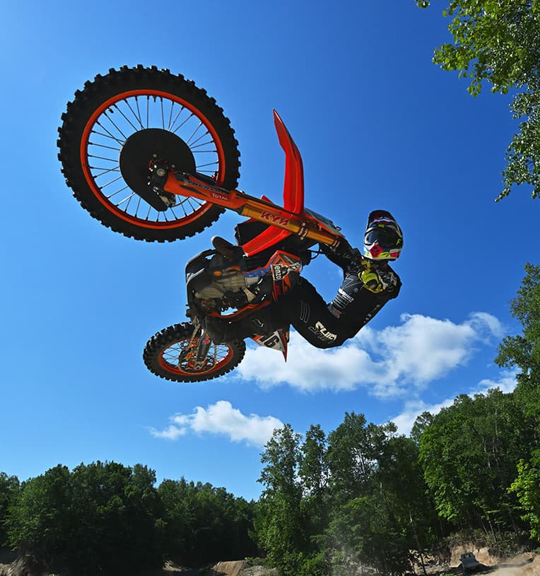 nikon z 9 motocross
