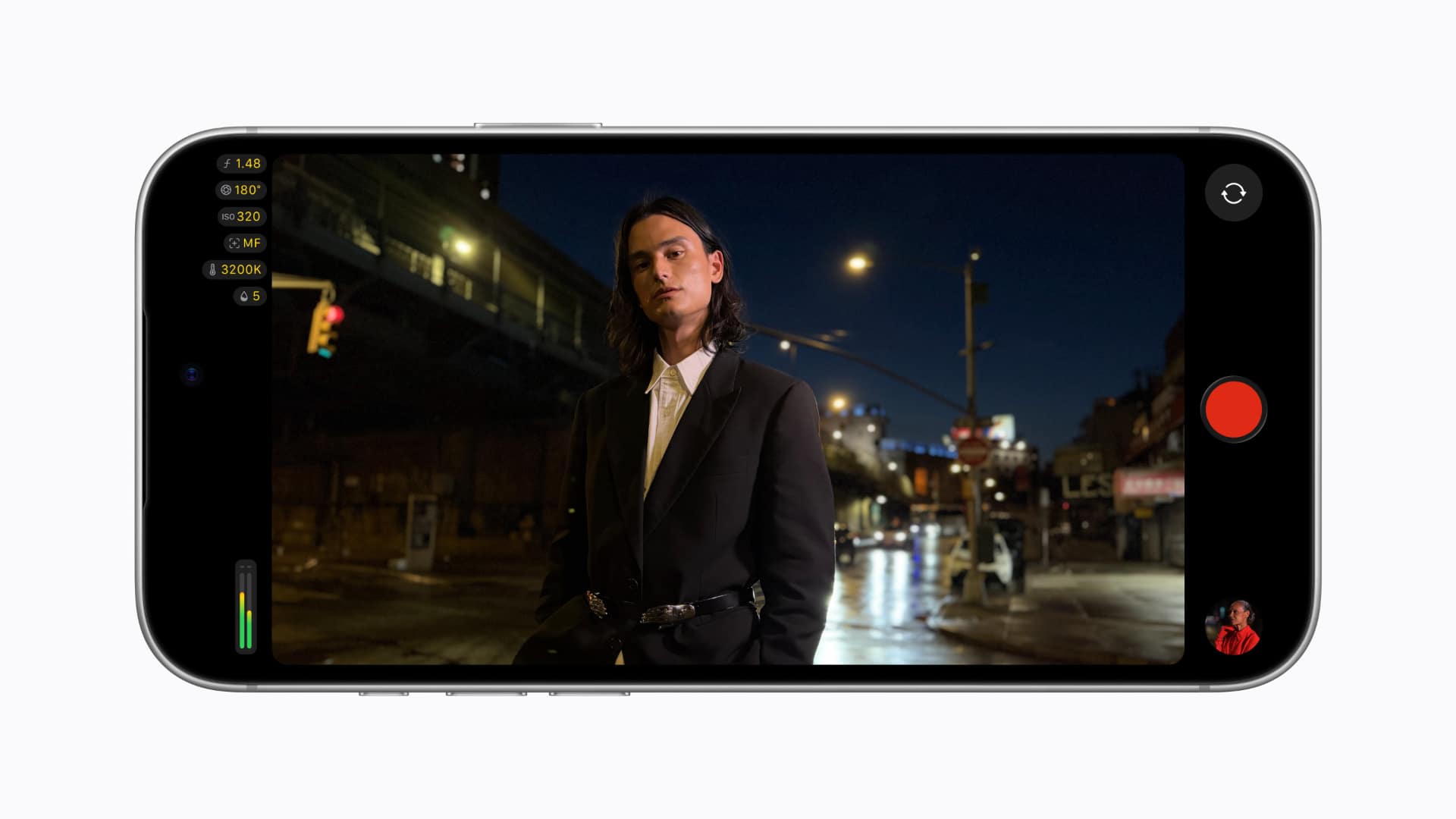 The redesigned Final Cut Camera 2.4 viewfinder on iPhone