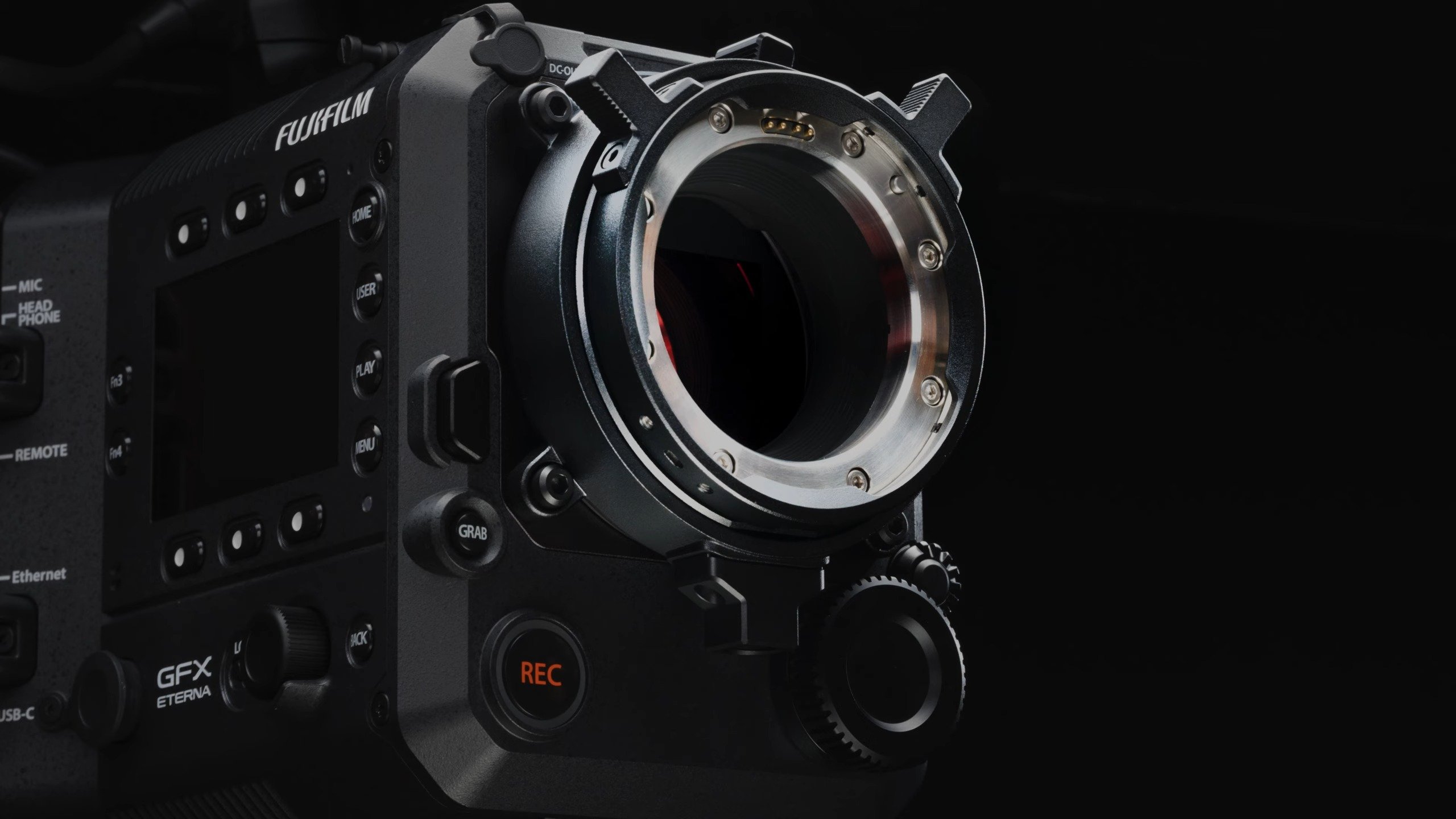 Looking at the many decisions that made the GFX ETERNA 55 what it is