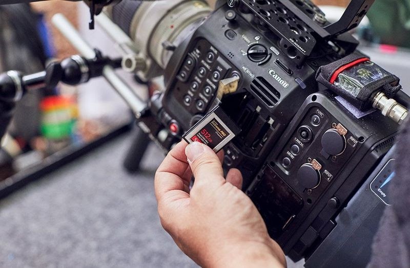 Recording media on the Canon EOS C500 Mark II