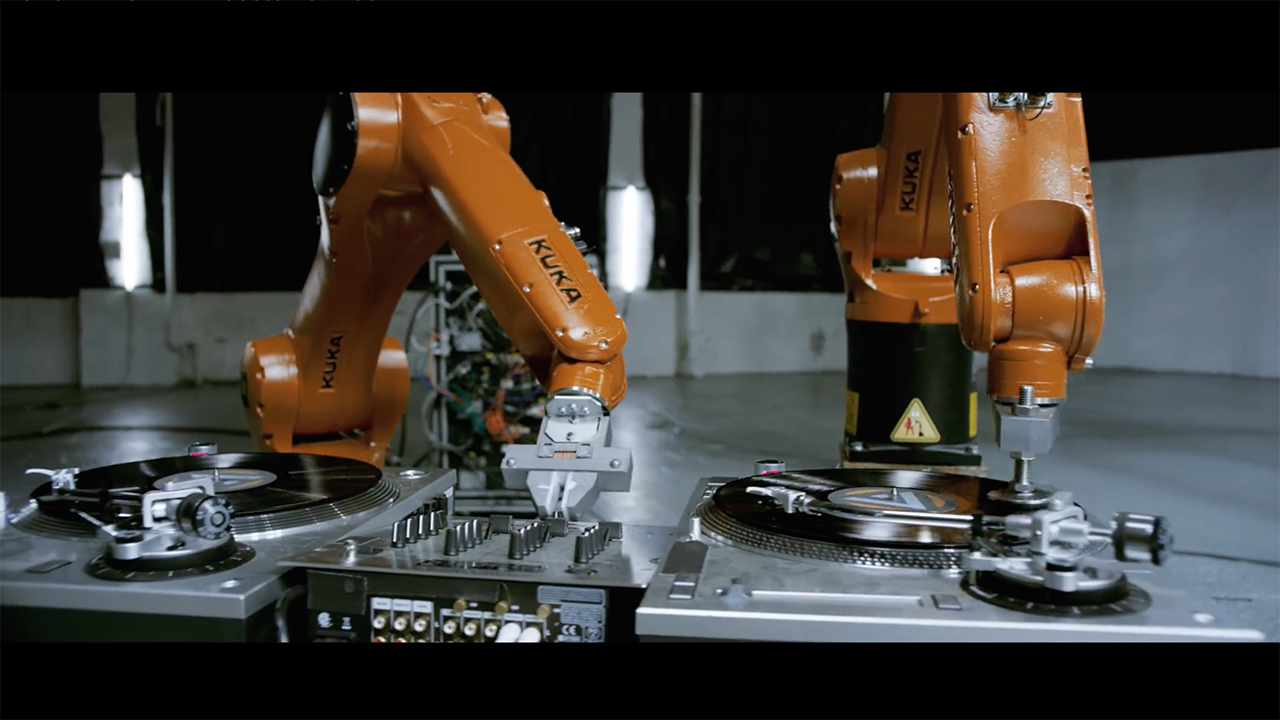 The incredible dexterity of KUKA industrial robots demonstrated in the Automatica music video