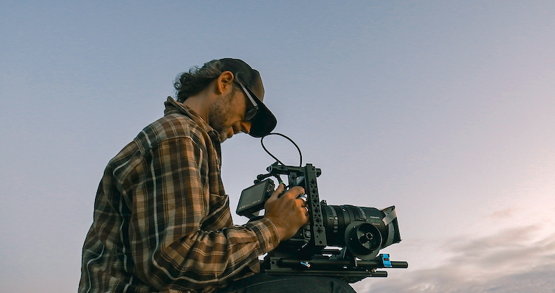 Jallo Faber using the Fujifilm GFX100 to record ProRes RAW. Image: Atomos.