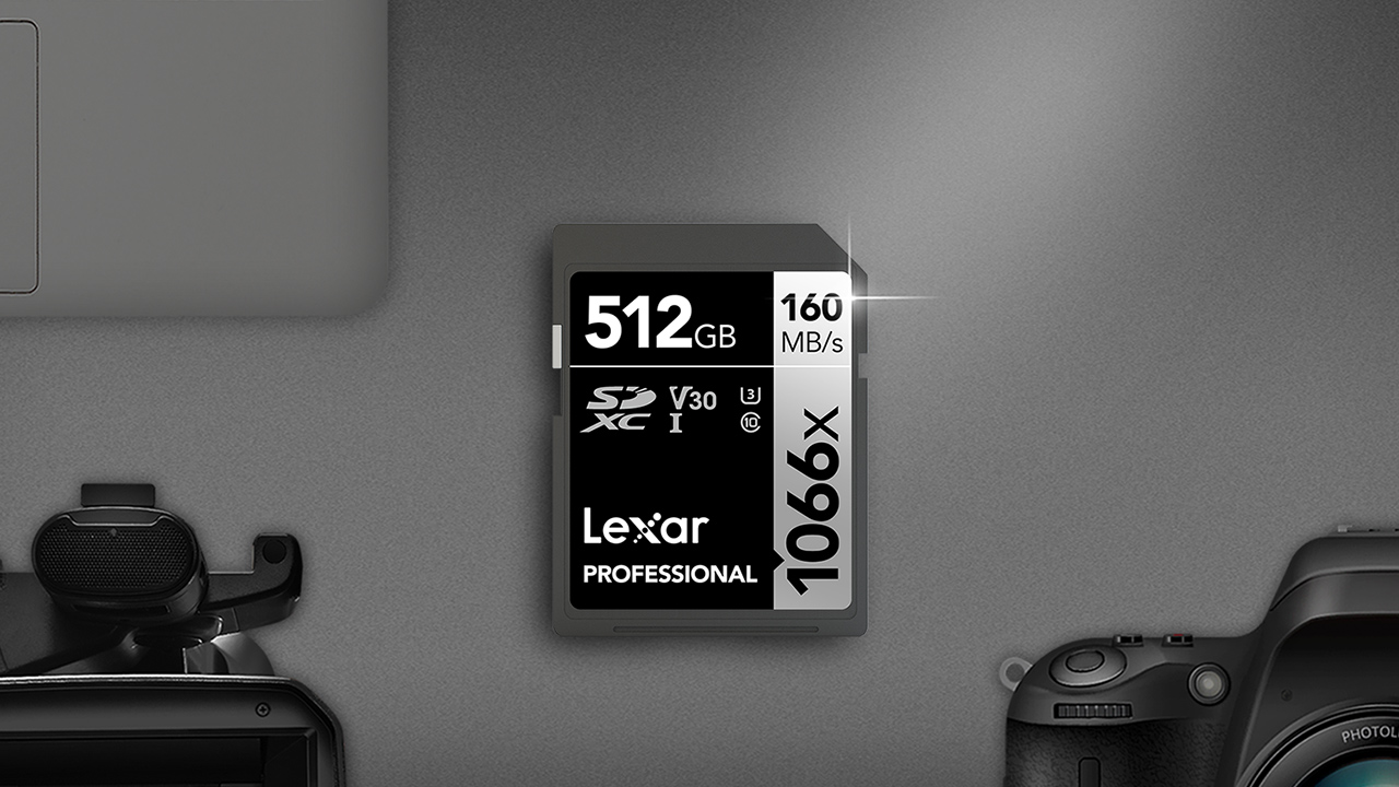 Lexar's new 1066x SILVER Series SD and SDXC UHS-I Memory Cards. Image: Lexar.