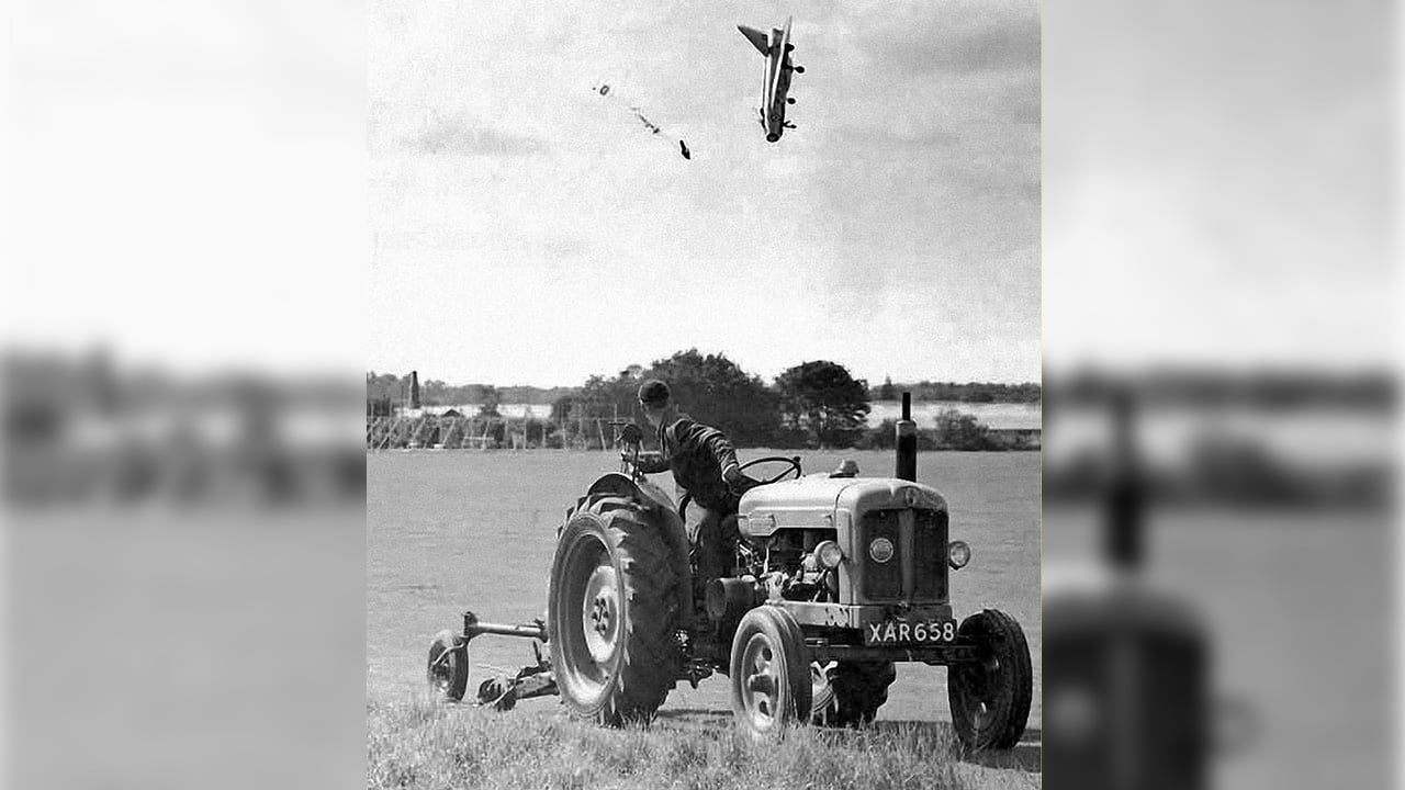 Test pilot George Aird ejects from his English Electric Lighting in 1962. Image: Jim Meads