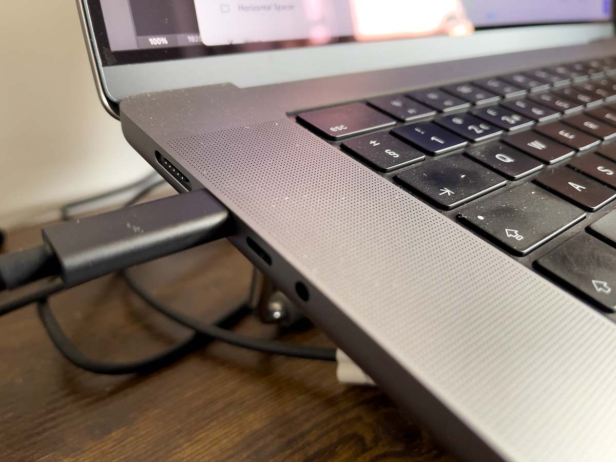 Apple M1 Max MacBook Pro (2021) review: Back with a vengeance