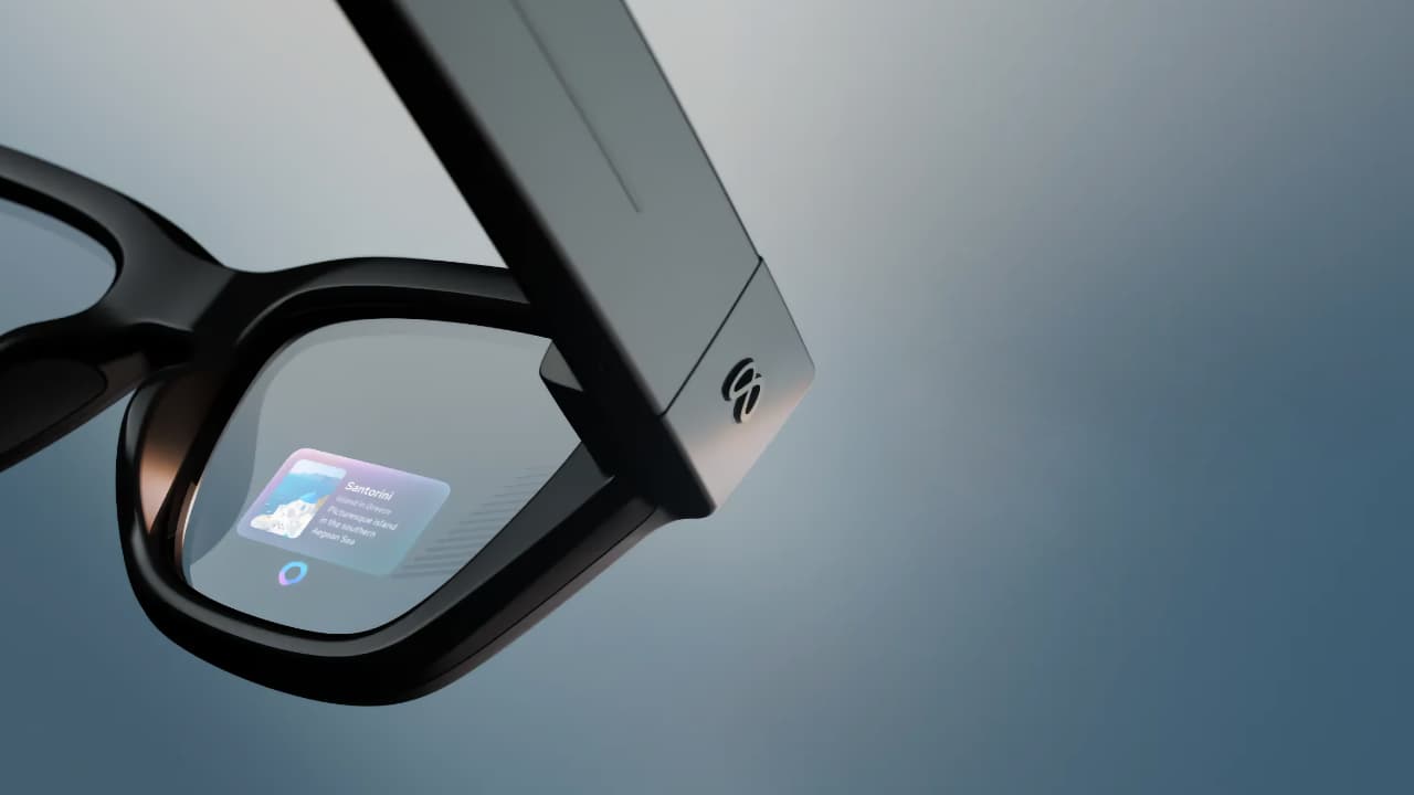 In Your Eyes. The new Meta Ray-Ban Display deliver a personal HUD to your right eye