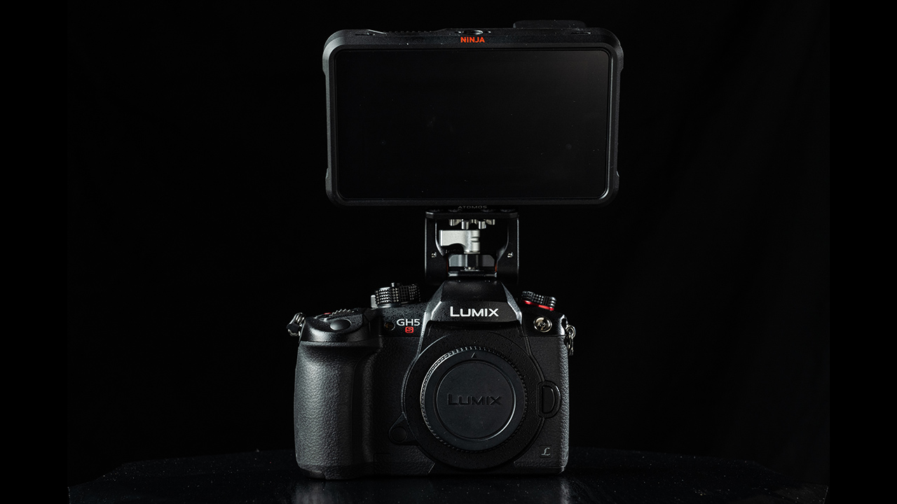 The LUMIX GH5S with an Atomos Ninja V. Image: Panasonic.