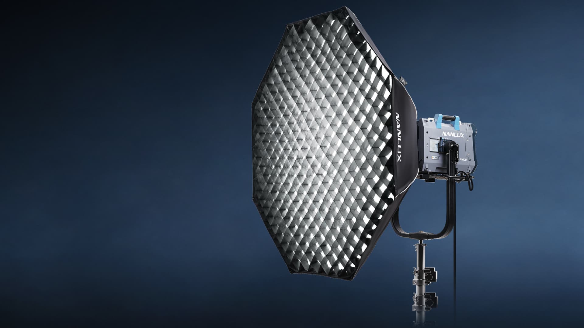 The new NANLUX SNAPBAG Octa 5′ Shallow Soft (NL Mount)