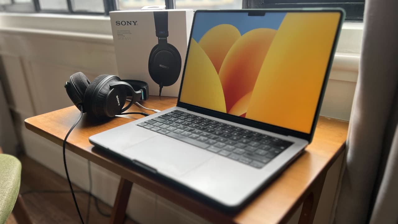 The Sony 360VME basically creates the acoustic field of a professional multi-channel studio inside headphones anywhere you are