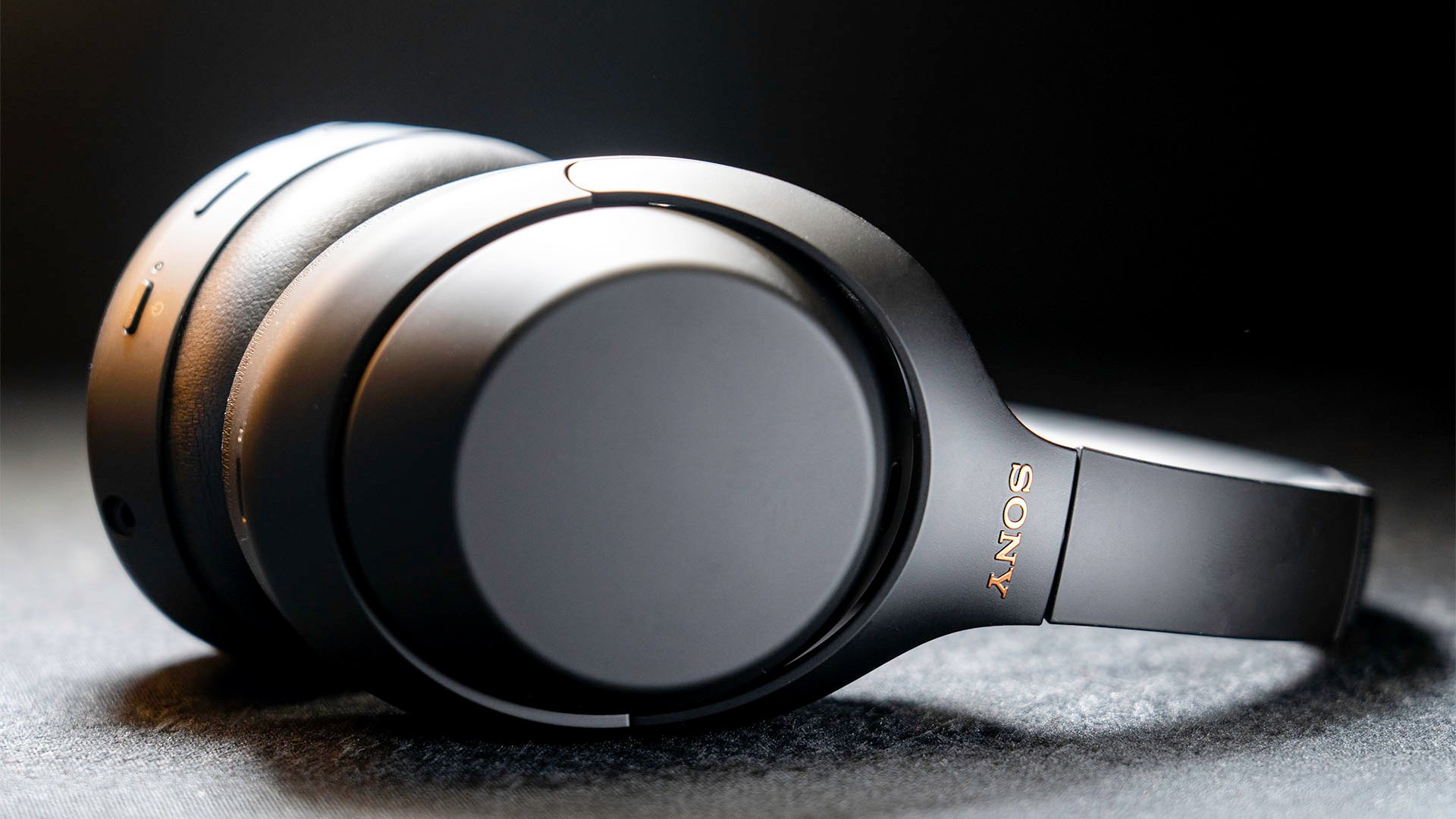 Sony WH-1000XM4 wireless noise-canceling headphones review