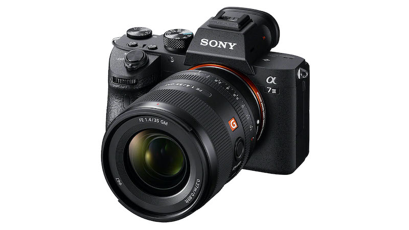 Sony FE 35mm F/1.4 GM lens
