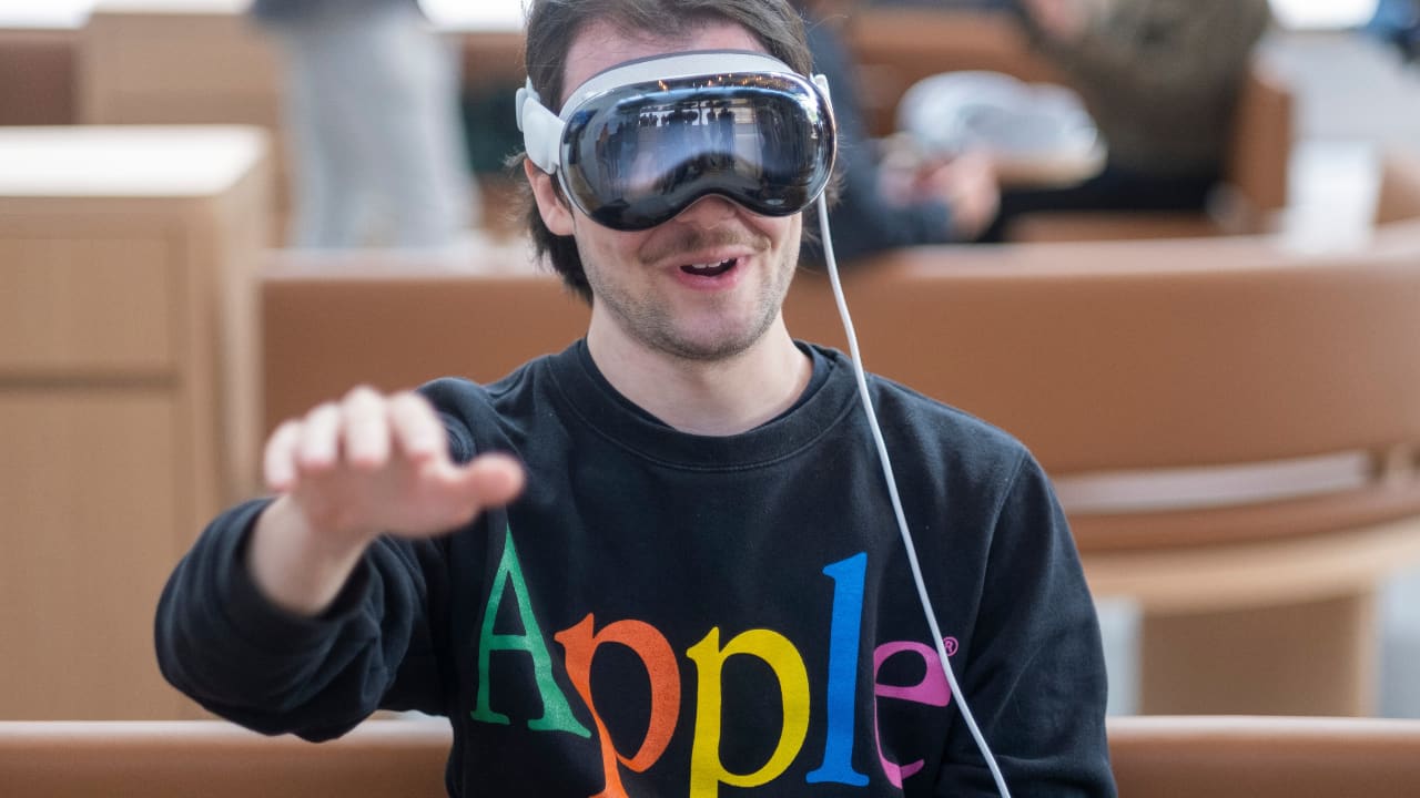 A customer tries the Vision Pro at Apple The Grove in Los Angeles, California, Friday, February 2, 2024. Pic: 
