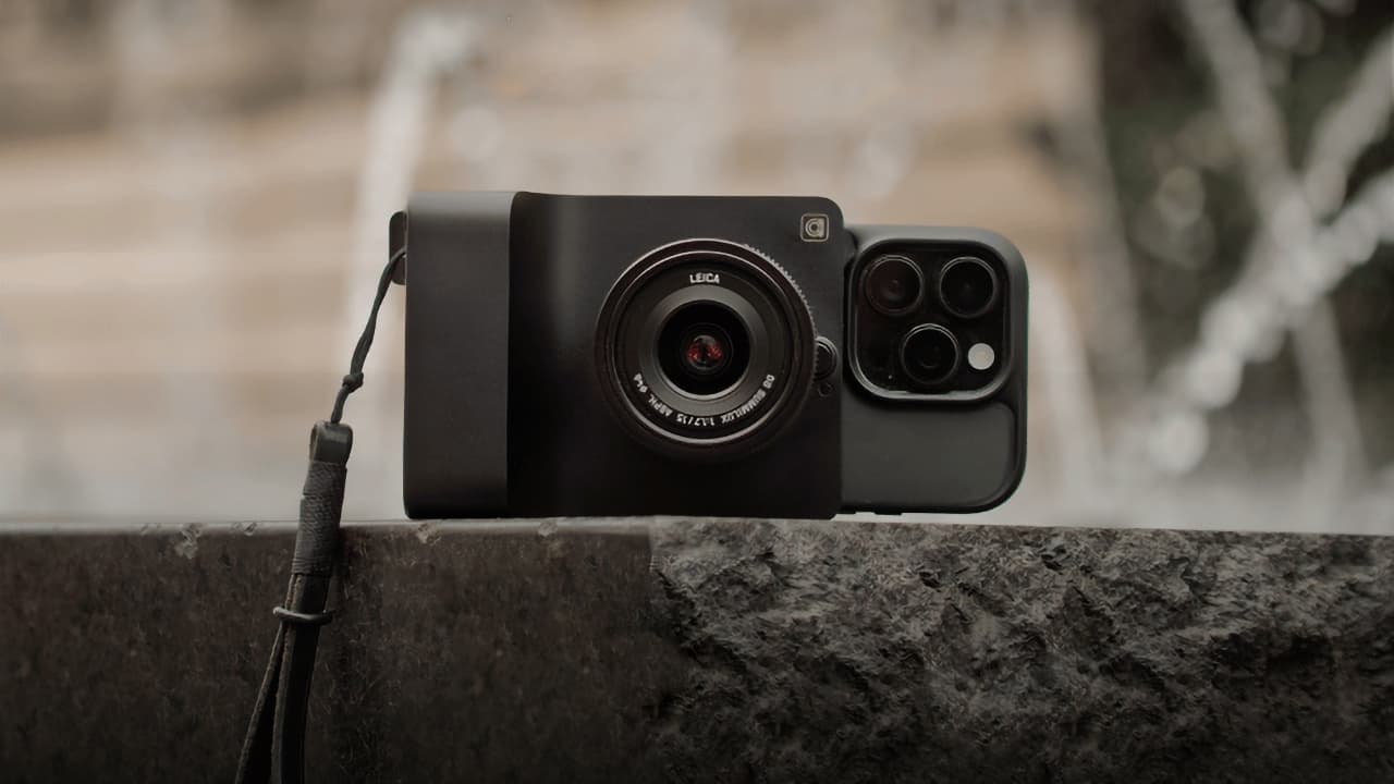 Prototype of the new Caira camera. The Alice Camera logo seems to have been repurposed to stand for Camera Intelligence