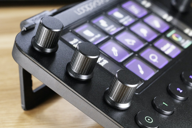 Loupedeck Live dials.