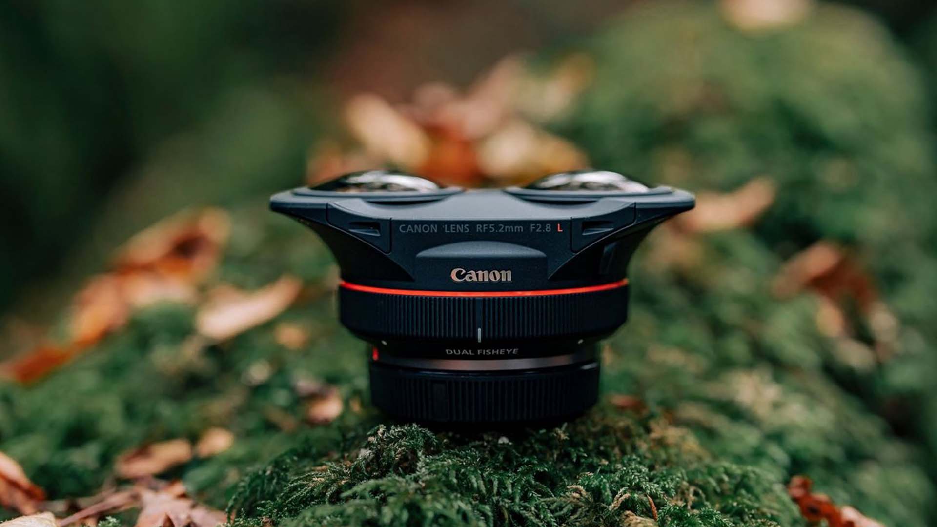 Canon's RF 5.2mm F2.8L Dual Fisheye lens. Image: Canon.